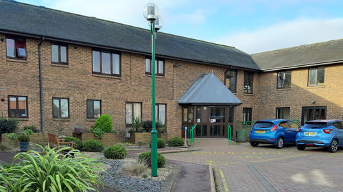 Warwick Court